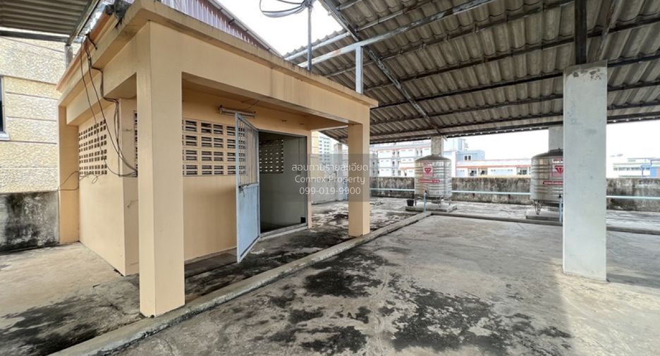 For sale 32 bedrooms apartment in Wang Thonglang, Bangkok