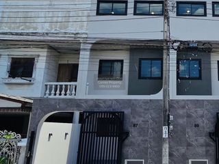 For sale 2 bedrooms townhouse in Phra Khanong, Bangkok