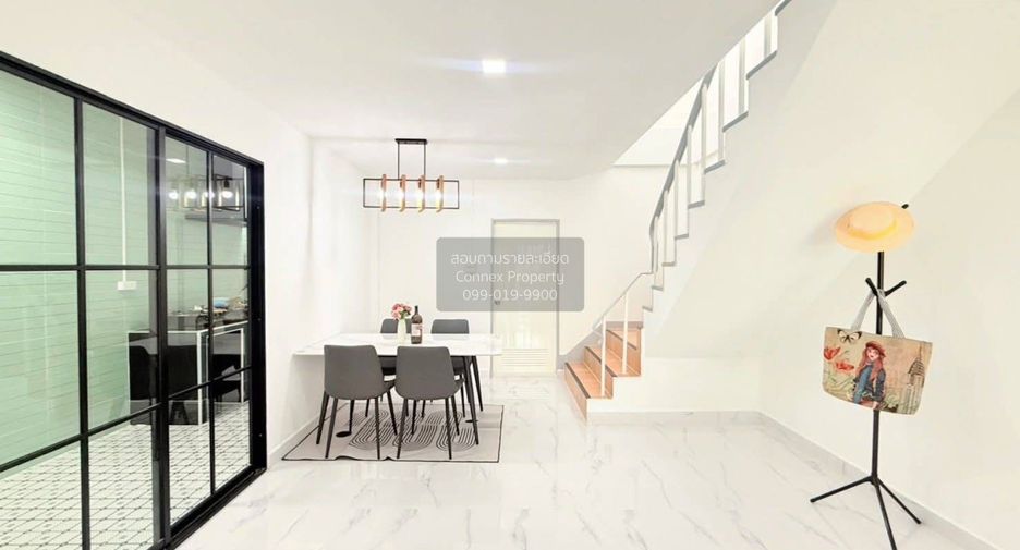 For sale 3 bedrooms townhouse in Sai Mai, Bangkok