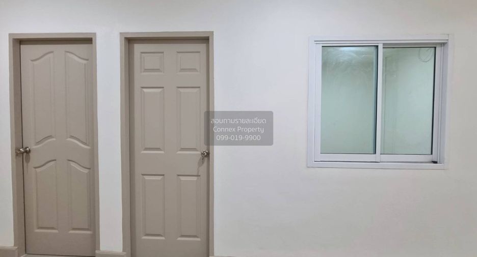 For sale 2 bedrooms townhouse in Mueang Rayong, Rayong
