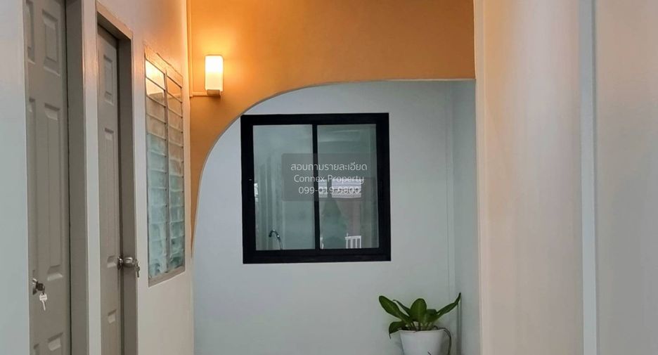 For sale 2 bedrooms townhouse in Mueang Rayong, Rayong