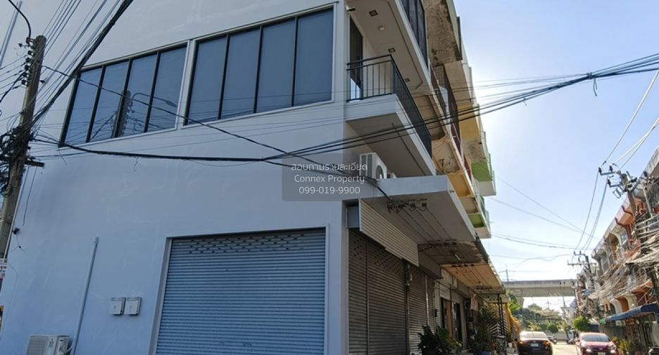出售 3 卧室 商业空间 在 Mueang Samut Prakan, Samut Prakan