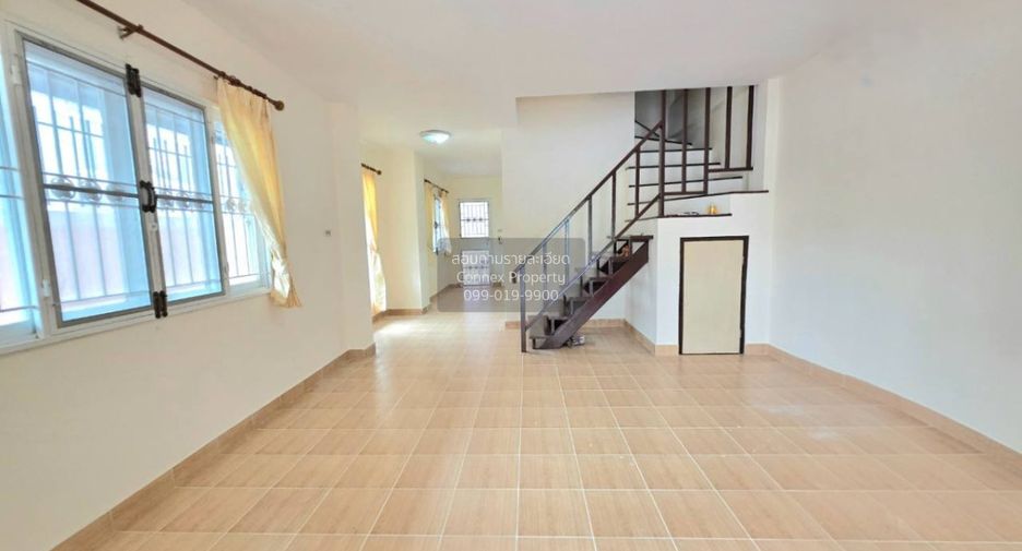 Reihenhaus zum Kauf mit 2 Zimmer in Si Racha, Chonburi