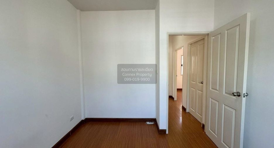 For sale 3 bedrooms townhouse in Pak Kret, Nonthaburi