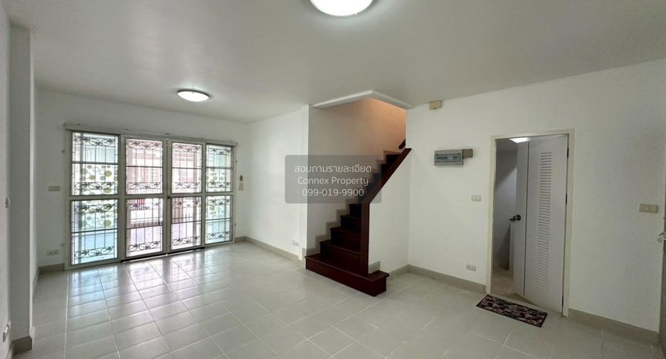 For sale 3 bedrooms townhouse in Pak Kret, Nonthaburi