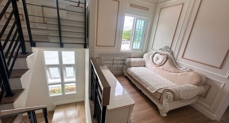 Casa en venta de 4 habitaciones en Bang Khae, Bangkok
