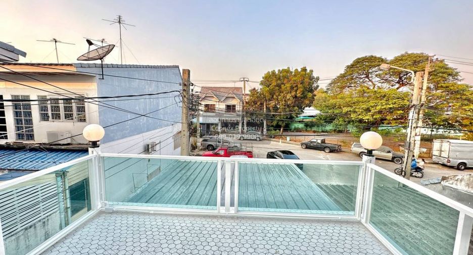 For sale 2 bedrooms townhouse in Bang Bua Thong, Nonthaburi