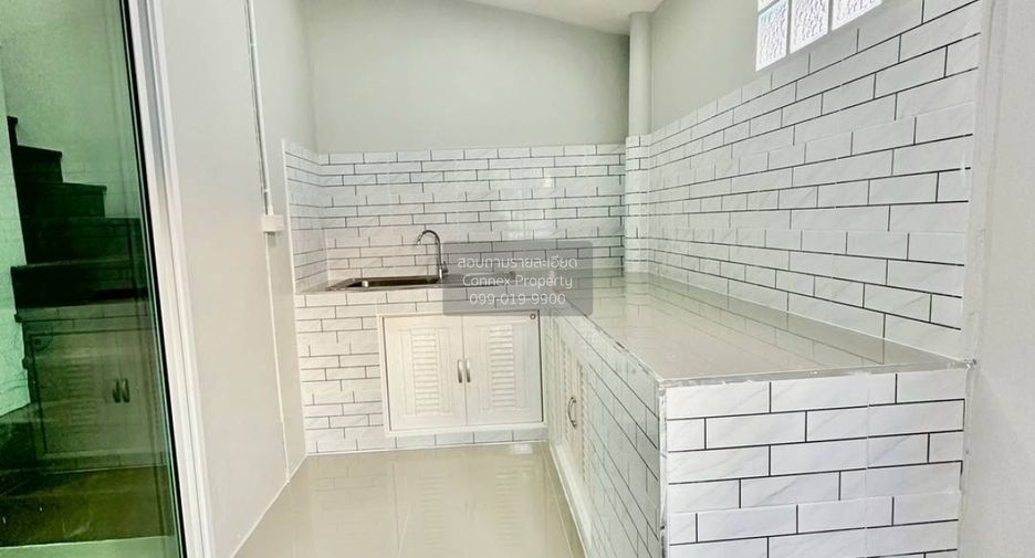 For sale 2 bedrooms townhouse in Bang Bua Thong, Nonthaburi