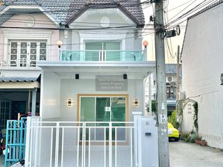 Casa adosada en venta de 2 habitaciones en Bang Bua Thong, Nonthaburi