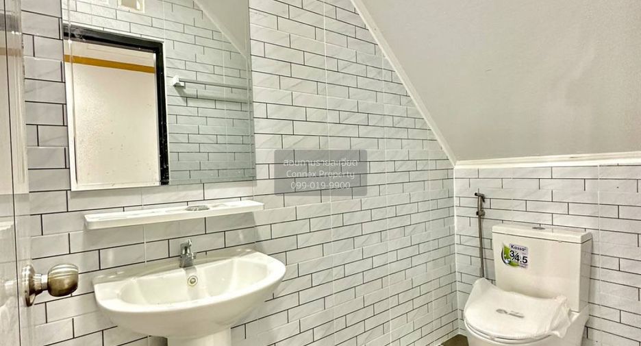 For sale 2 bedrooms townhouse in Bang Bua Thong, Nonthaburi