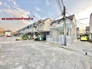 Casa adosada en venta de 2 habitaciones en Bang Bua Thong, Nonthaburi