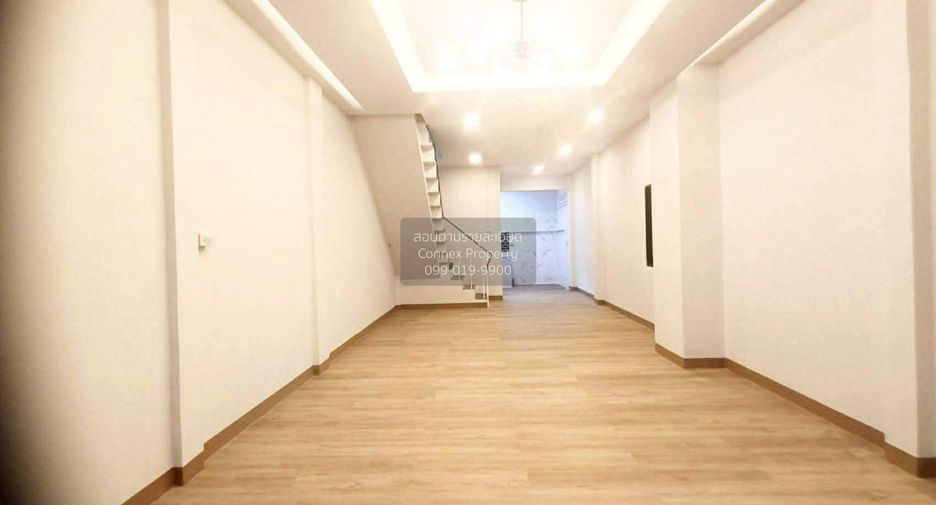 For sale 2 bedrooms townhouse in Nong Khaem, Bangkok