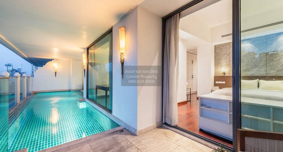 For sale 2 bedrooms condo in Watthana, Bangkok