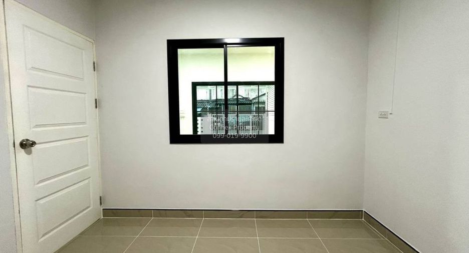 For sale 2 bedrooms townhouse in Sai Noi, Nonthaburi