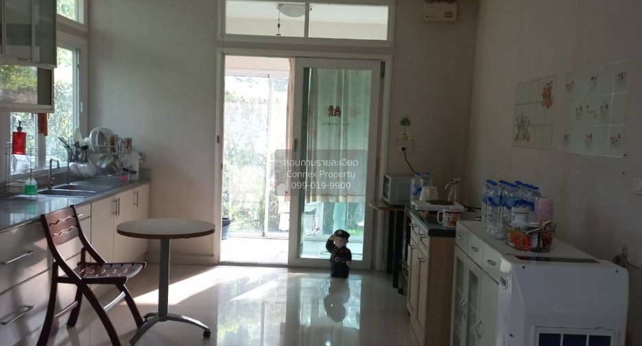 For sale 4 bedrooms house in Suan Luang, Bangkok