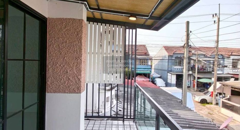 For sale 2 bedrooms townhouse in Sai Noi, Nonthaburi