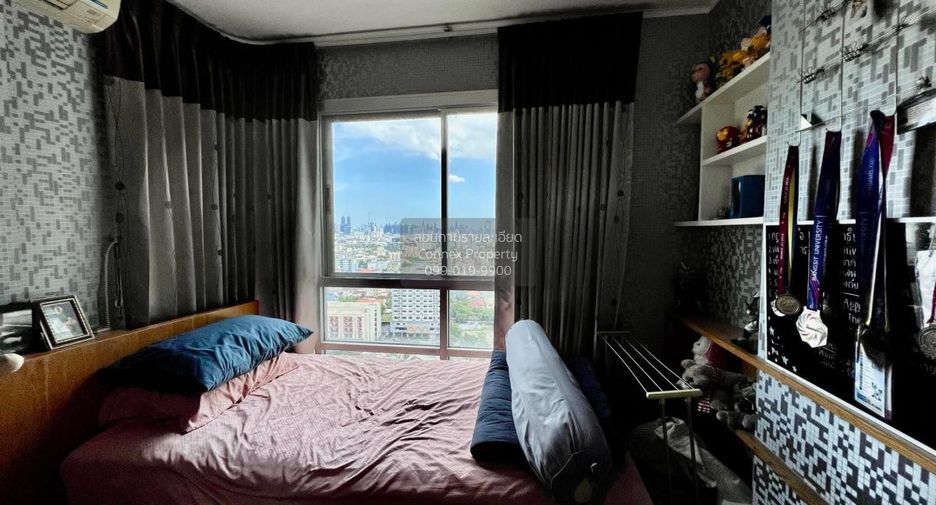 For sale 2 bedrooms condo in Phaya Thai, Bangkok