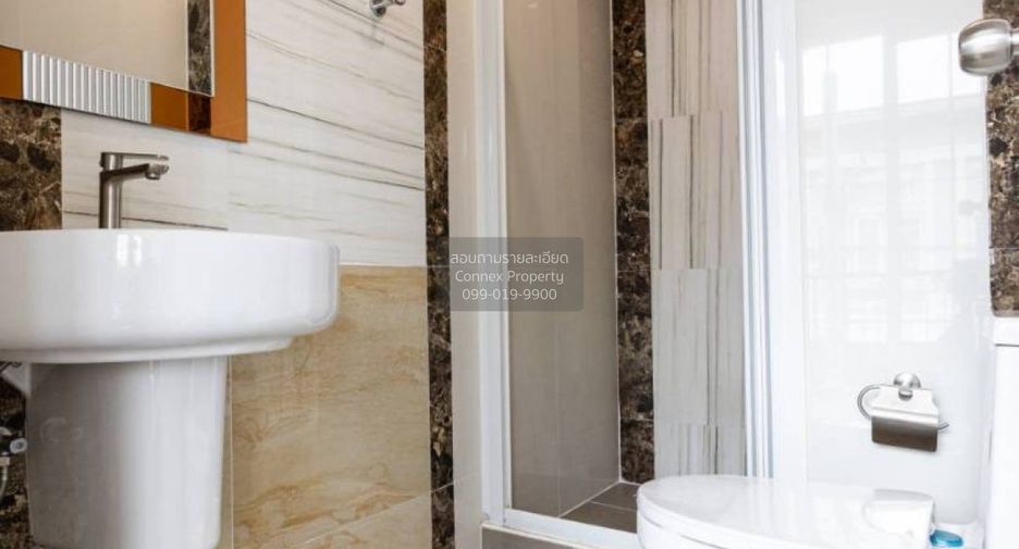For sale 3 bedrooms townhouse in Prawet, Bangkok