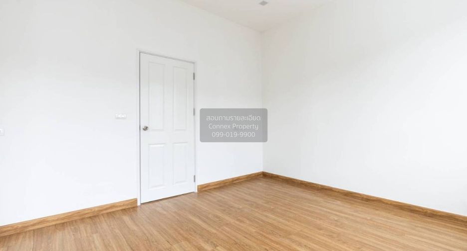 For sale 3 bedrooms townhouse in Prawet, Bangkok