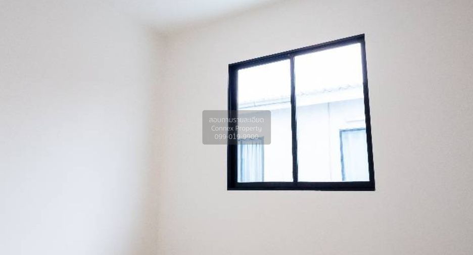 For sale 3 bedrooms townhouse in Prawet, Bangkok