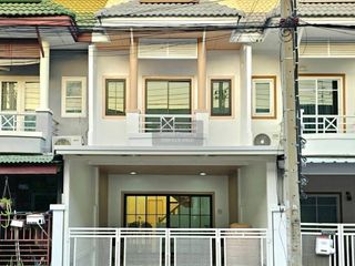 出售 3 卧室 联排别墅 在 Bang Bua Thong, Nonthaburi
