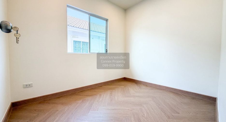 Casa adosada en venta de 3 habitaciones en Bang Kruai, Nonthaburi