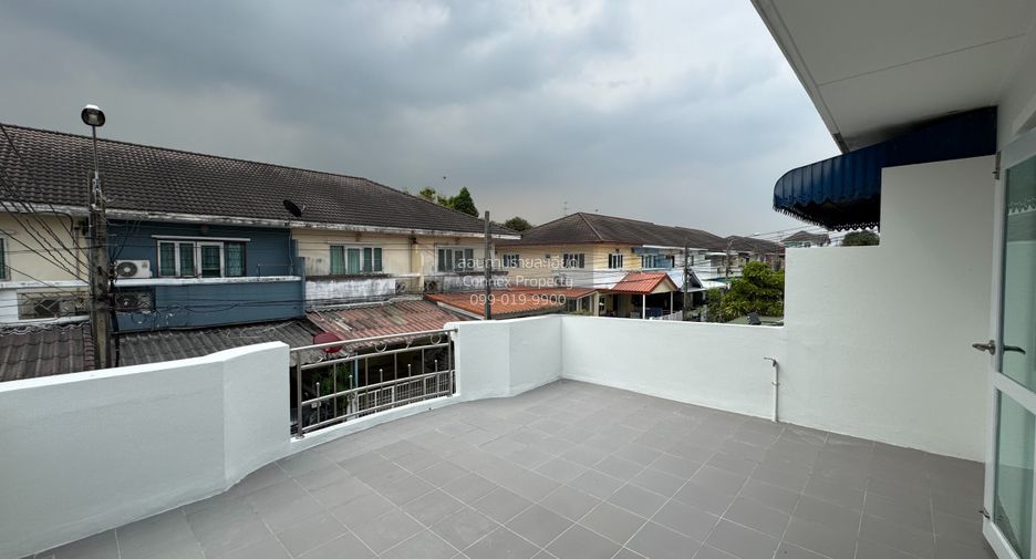 For sale 3 bedrooms townhouse in Bang Phli, Samut Prakan