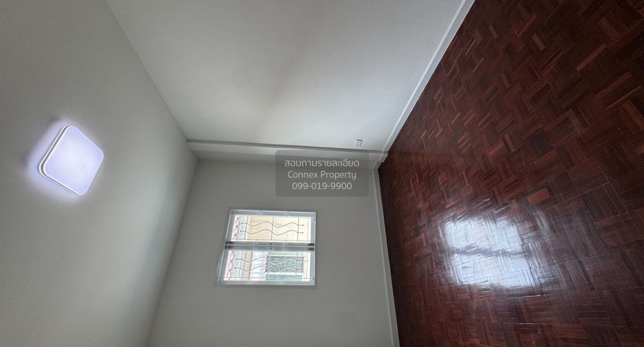 For sale 3 bedrooms townhouse in Bang Phli, Samut Prakan
