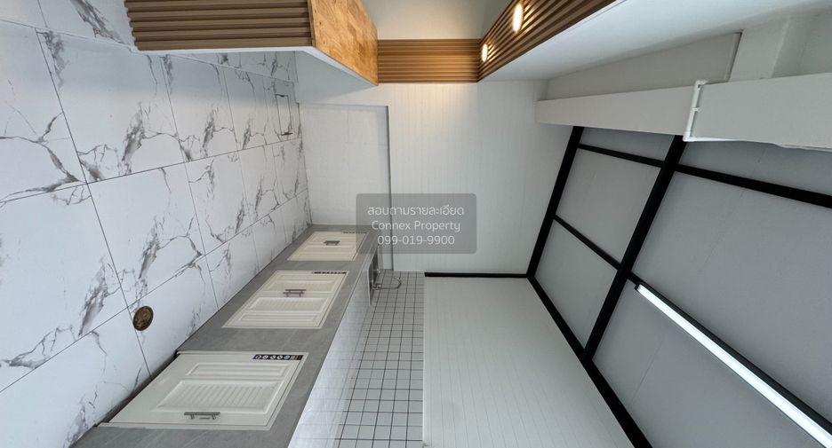 For sale 3 bedrooms townhouse in Bang Phli, Samut Prakan