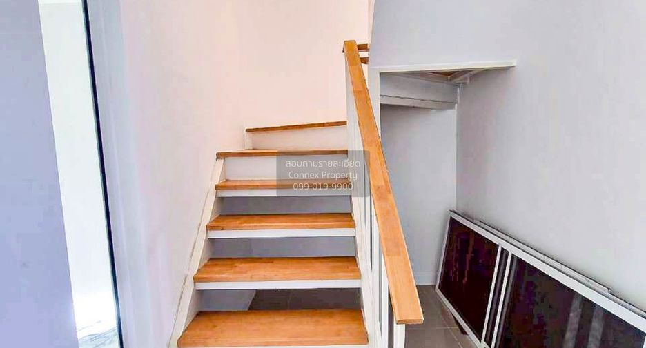 For sale 3 bedrooms townhouse in Sai Noi, Nonthaburi