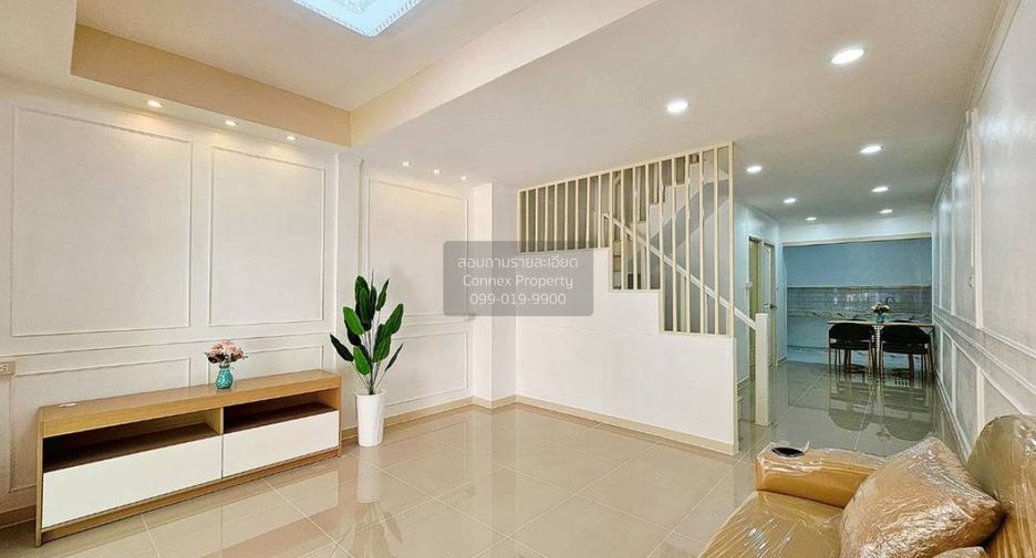 À vendre 3 chambres maison de ville à Bang Bua Thong, Nonthaburi
