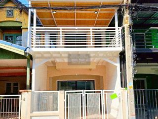 Casa adosada en venta de 3 habitaciones en Bang Bua Thong, Nonthaburi