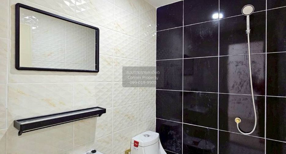 À vendre 3 chambres maison de ville à Bang Bua Thong, Nonthaburi