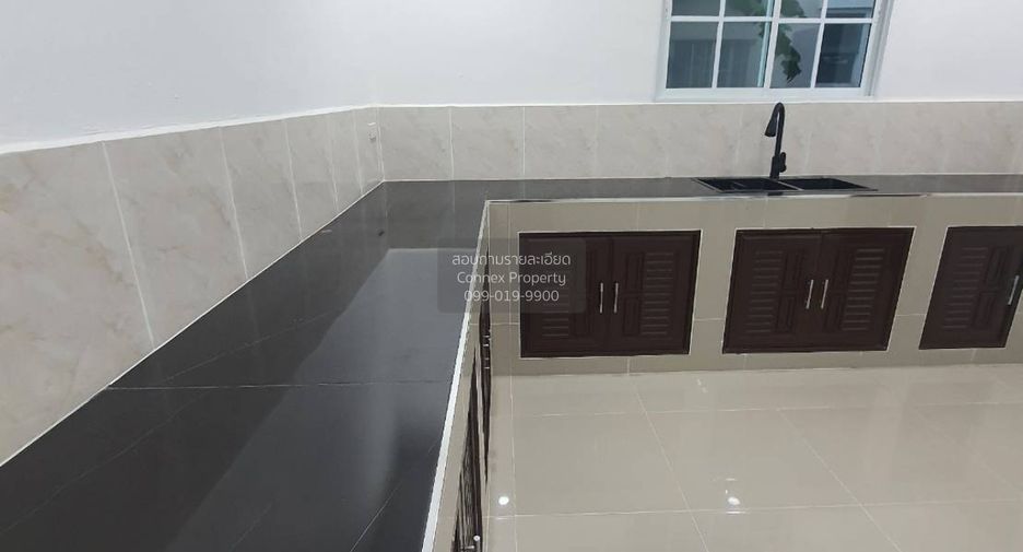For sale 3 bedrooms house in Prawet, Bangkok