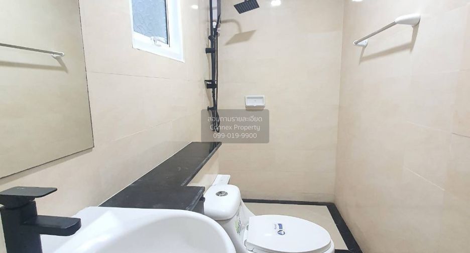 For sale 3 bedrooms house in Prawet, Bangkok