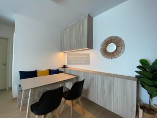 Condo en venta de 2 habitaciones en Huai Khwang, Bangkok