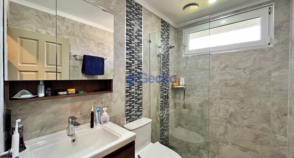 For sale 3 bedrooms house in Bang Lamung, Chonburi