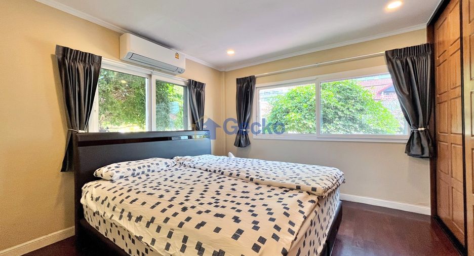 For sale 3 bedrooms house in Bang Lamung, Chonburi