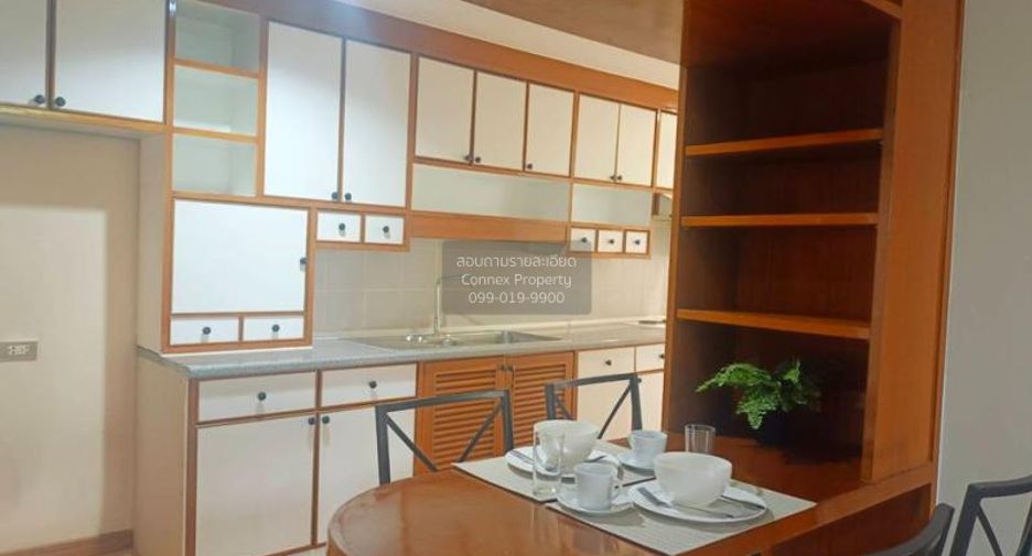 For rent 2 bedrooms condo in Watthana, Bangkok
