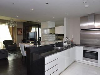 For rent 2 ベッドルーム condo in Yan Nawa, Bangkok