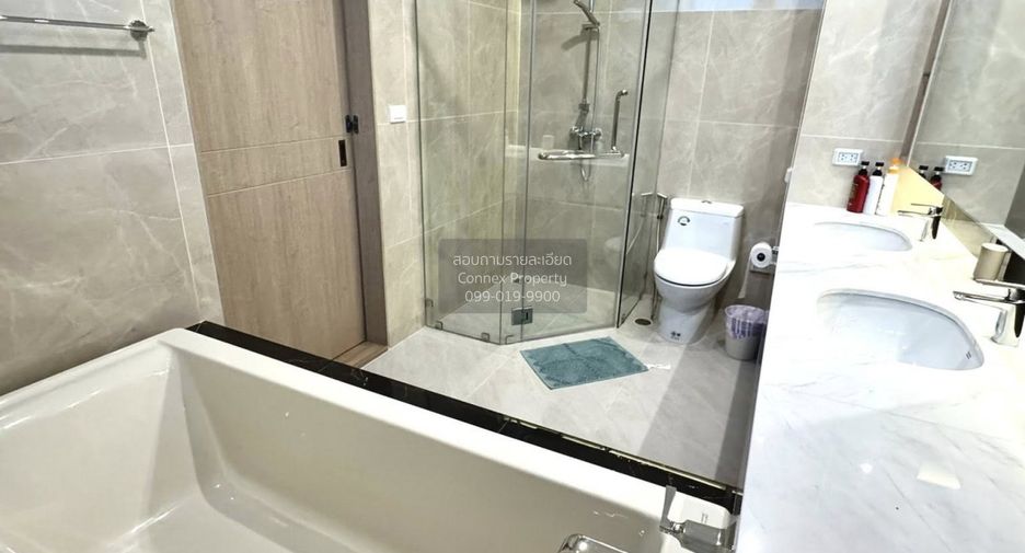 Condo en alquiler de 3 habitaciones en Sathon, Bangkok