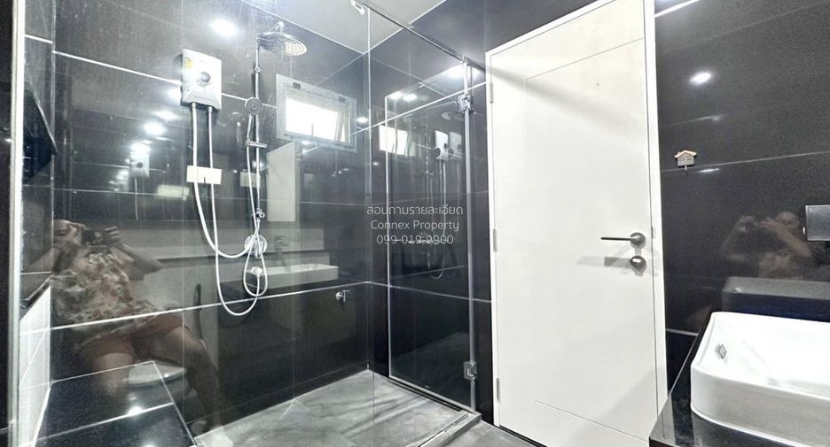 For rent 5 bedrooms house in Bang Kapi, Bangkok