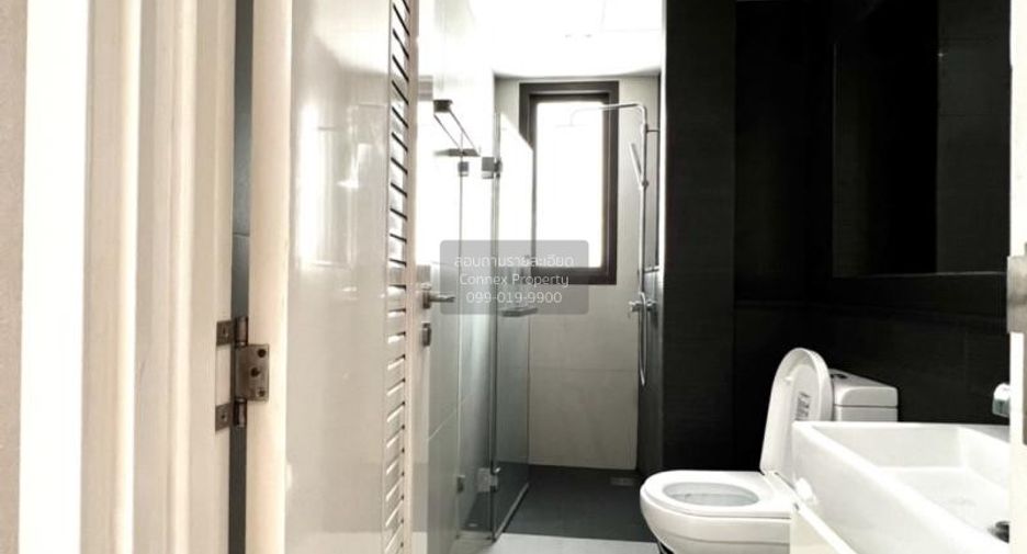 For rent 2 bedrooms condo in Phaya Thai, Bangkok