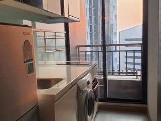 À louer 1 chambre condo à Huai Khwang, Bangkok