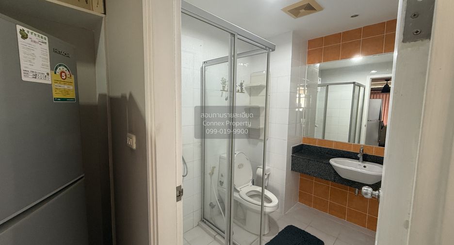 For rent 1 bed condo in Phra Khanong, Bangkok