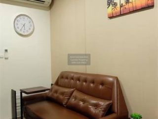 Wohnung zur Miete mit 1 Zimmer in Huai Khwang, Bangkok