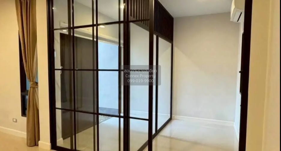 For rent 3 bedrooms house in Mueang Nonthaburi, Nonthaburi