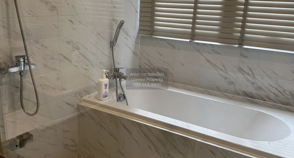 For rent 2 bedrooms condo in Bang Na, Bangkok