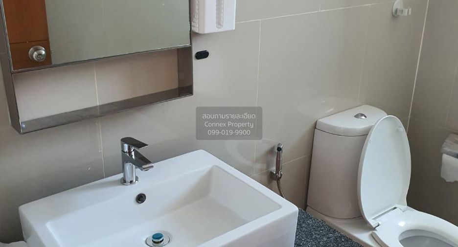 For rent 1 bed condo in Khlong San, Bangkok