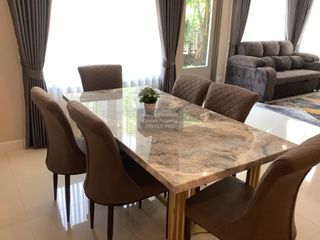 For rent 6 bedrooms house in Don Mueang, Bangkok